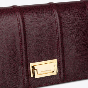 MW Clutch Plum Calfskin